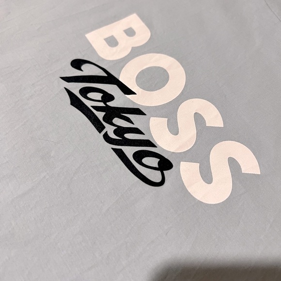 NWOT Hugo Boss Tokyo Tee - Picture 4 of 9